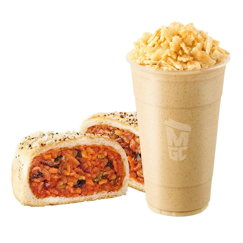 메가MGC커피에서 판매하고 있는 대왕님표 여주쌀 시즌 메뉴인 '누룽누룽 바삭 프라페'(오른쪽)와 '매콤 비빔주먹밥'(왼쪽) 모습. /사진제공=여주시