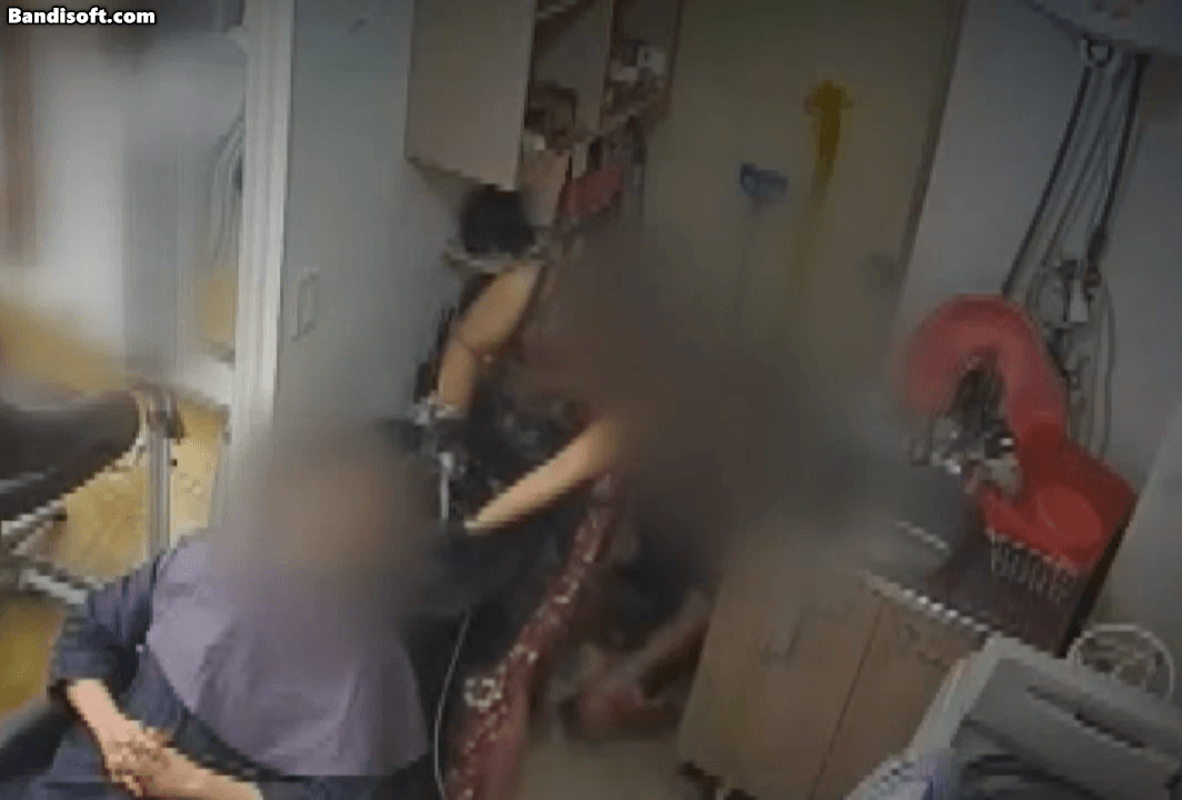 [영상] 미용실 단골 중학생이 치마 속 '몰카'… 알고 보니 '소년원' 출신 상습범