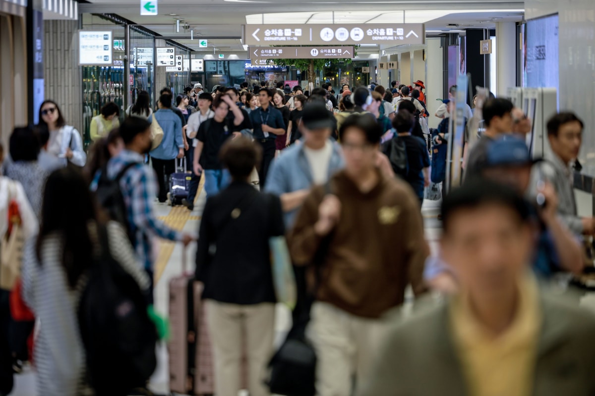 천일고속과 동양고속이 3거래일 연속 상한가다. 사진은 지난달 2일 서울 서초구 서울고속버스터미널 경부선 대합실. /사진=뉴시스