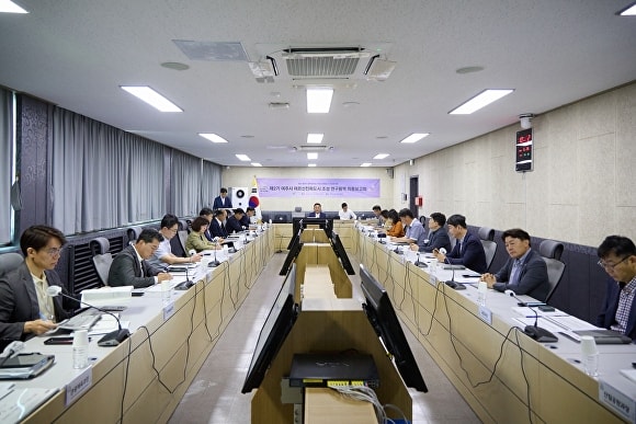 여주시가 29일 '제2기 여주시 어르신친화도시 조성 연구용역 최종보고회'를 열고 있다. /사진제공=여주시