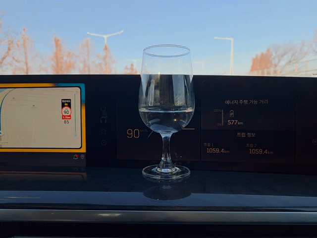 [시승기] 4톤 전기 SUV의 반전… 캐딜락 '에스컬레이드 IQ' 타보니