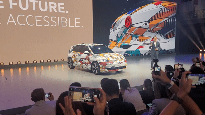 [영상] 폭스바겐 순수전기 SUV 'ID.크로스 콘셉트' 출격