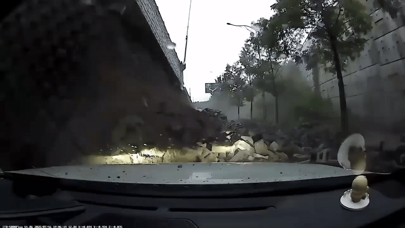 [영상] 9초 만에 와르르… '오산 옹벽' 이렇게 붕괴됐다