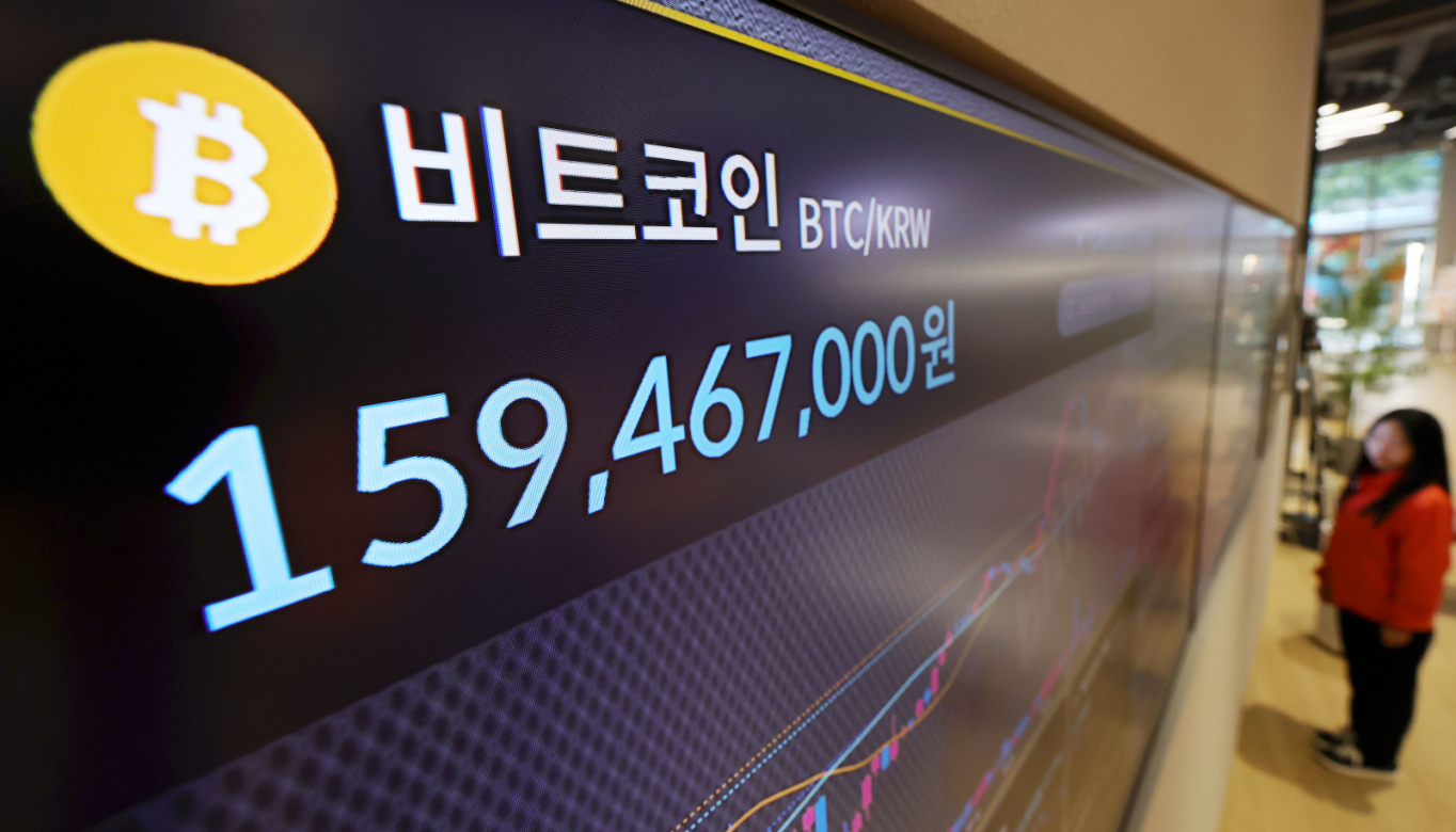 비트코인, 미 증시 급락 여파로 10만달러선 붕괴… 6월 이후 처음 - 머니S