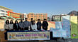 19일 가평군청 아동복지팀, 가평경찰서 여성청소년계, 경기남양주아동보호전문기관 관계자들이 19일 가평초등학교에서 아동학대 인식개선 캠페인을 전개하고 있다. /사진제공=가평군