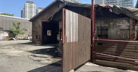 신용산역 북측1구역 조합은 지난 16일 시공사 선정을 위한 재입찰을 진행한 결과 시공능력 8위 롯데건설이 유일하게 입찰참여 의향서를 제출했다. 신용산역 북측1구역은 대통령실과 미군 용산기지 인근에 위치하고, 용산국제업무지구 개발에도 심각하게 노후화된 환경을 보여주고 있다. /사진=김노향 기자