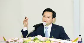  향후 사업계획 발표하는 김이배 제주항공 대표이사/사진제공=제주항공