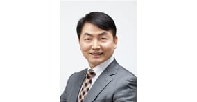 심관섭 전 미니스톱 대표가 지난달 제너시스BBQ 그룹 신임 대표로 영입됐다. /사진=제너시스BBQ