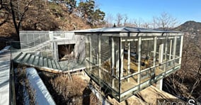 도심 속 힐링 공간 인왕산 중턱에 자리잡은 숲속 쉼터 모습. /사진=장동규 기자