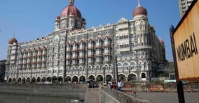 2008년 11월26일(이하 현지시각). 인도 뭄바이 전역에서 총격과 폭탄 소음이 울렸다. 사진은 2014년 11월26일 테러 사건이 발생한 곳 중 하나인 뭄바이 타지마할 호텔의 모습. /사진=로이터 