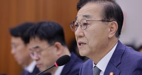 김윤덕 국토장관 "이상경 차관 사퇴 송구… 국민 눈높이 맞출 것"