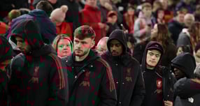 리버풀이 크리스탈 팰리스에 패하며 카라바오컵 16강에서 탈락했다. 사진은 30일(한국시각) 영국 리버풀 안필드에서 열린 2025-26시즌 카라바오컵(EFL) 4라운드에서 패한 리버풀 선수단. /사진=로이터 