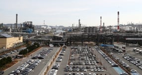 SK이노베이션은 31일 3분기 실적 발표 컨퍼런스 콜에서 "자동차 가격 상승에 따른 소비자 수요 감소 또는 자동차 완성업체(OEM)와 고객 등에 미치는 영향은 불가피할 것으로 예상된다"고 밝혔다. 사진은 SK이노베이션 울산콤플렉스 전경. /사진=머니투데이