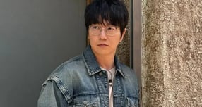 10년 동안 함께 했던 매니저에게 금전적 피해를 당한 것으로 알려진 가수 성시경이 유튜브 활동 중단을 선언했다. 사진은 가수 성시경 모습. /사진=성시경 인스타그램 캡처