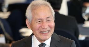 혈액암으로 로투병 중인 국민 배우 안성기의 근황이 전해져 안타까움을 자아낸다. 사진은 배우 안성기 모습. /사진=뉴스