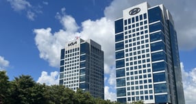 현대차·기아, 관세 파고 속 미국 하이브리드·유럽 전기차로 공략