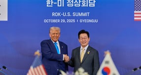 '필리조선소' 찍은 트럼프… '한국형 핵잠' 건조 가능성은