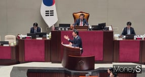 6일 서울 여의도 국회에서 열린 예결위 종합정책질의에서 김승원 의원(더불어민주당·수원갑)이 발언하는 모습. /사진=김성아 기자