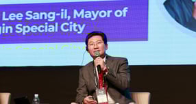이상일 용인특례시장은 7일 &#039;세계인문도시네트워크(WHCN)&#039; 총회에 참석해 인문도시 용인의 정책을 소개했다. /사진제공=용인특례시