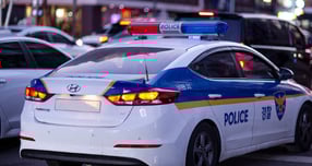 초등학생 여아를 상대로 조건만남 하려던 20대 남성이 스스로 지구대를 찾는 황당한 일이 일어났다. 사진은 기사의 이해를 돕기 위함. /사진=클립아트코리아