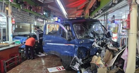 부천 제일시장에 1톤 트럭 돌진… 2명 사망·18명 부상