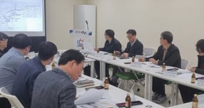 지난 18일 열린 열수송관 파열 사고 재발방지 대책 회의. /사진제공=안양시