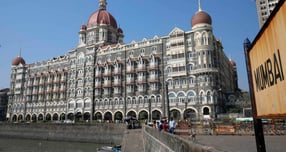 2008년 11월26일(이하 현지시각). 인도 뭄바이 전역에서 총격과 폭탄 소음이 울렸다. 사진은 2014년 11월26일 테러 사건이 발생한 곳 중 하나인 뭄바이 타지마할 호텔의 모습. /사진=로이터 