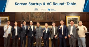 지난 19일(현지시각) 미국 뉴욕 하버드클럽에서 (왼쪽부터) 김대용 김씨마켓(Kim&#039;C Market) 대표, 에디 리 화이트스타캐피탈(White Star Capital) 파트너, 이성환 SV인베스트먼트 미국법인 이사, 강민국 국민의힘 의원, 김성태 은행장, 강준현 더불어민주당 의원, 우성훈 아모지(Amogy) 대표, 유정석 법무법인 폴리호그(Foley Hoag LLP) 파트너 변호사 등이 기념 촬영을 하는 모습./사진=IBK기업은행