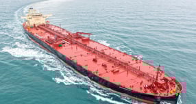 HD현대삼호에서 건조한 원유운반선의 시운전 모습. /사진=HD현대