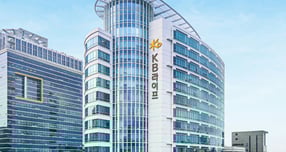 KB라이프 요양 자회사 KB골든라이프케어가 2027년 내로 위례신도시에 프리미엄 요양시설 두 곳을 더 건립할 예정이다. 사진은 KB라이프 사옥 전경. /사진=KB라이프