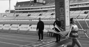 국내 여자부 우승을 차지한 이수민(삼척시청) 선수가 결승선 통과 직후 발생한 김완기 감독의 부적절한 신체 접촉 논란과 관련해 &quot;감독으로부터 어떤 사과도 받지 못했다&quot;고 밝혔다. /사진=이수민 선수 인스타그램