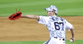 KIA타이거즈가 박찬호의 자유계약선수 보상선수로 신예 우완 투수 홍민규를 지명했다. 사진은 두산에서 활약한 홍민규. /사진=스타뉴스