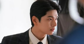 배우 이이경 측이 자신의 사생활 루머를 폭로한 독일인 여성의 범죄 사전모의 정황을 포착한 것으로 알려졌다. 사진은 배우 이이경 모습. /사진=이이경 인스타그램 캡처