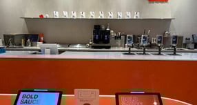 교촌에프앤비가 델리 브랜드 &#039;소싯&#039;을 통해 낮 시간대 공략에 나선다. 사진은 소싯 매장 내부. /사진=고현솔 기자