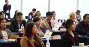 롯데가 AI플랫폼을 고도화하고 글로벌 사업 확장에 나선다. 사진은 올해 9월 해외 우수 현지 직원을 대상으로 진행한 2025 롯데 글로벌 컨퍼런스 현장. /사진=롯데