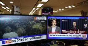 [계엄 후 1년]③외신도 긴급 타전… 시민들 신속한 대응에 주목