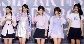 걸그룹 뉴진스가 어도어 복귀를 선언한 가운데 계약해지 분쟁 당시 운영하던 &#039;NJZ&#039; 계정을 삭제했다. 걸그룹 뉴진스가 지난해 &#039;제 9회 아시아 아티스트 어워즈&#039;(The 9th Asia Artist Awards, 이하 &#039;AAA 2024&#039;)&#039;에 참석한 모습. /사진=스타뉴스