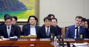 박대준 쿠팡 대표이사가 3일 서울 여의도 국회에서 열린 정무위원회의 쿠팡 개인정보 유출 관련 현안질의에서 의원 질의에 답하고 있다. /사진=뉴시스