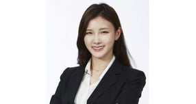 SK바이오팜 전략본부장으로 선임된 오너 3세 최윤정 본부장. /사진=SK바이오팜