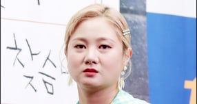  박나래 측이 전 매니저들에게 2000만원을 입금한 이유를 해명했다. 사진은 과거 한 행사에서 참석한 박나래. /사진=머니투데이