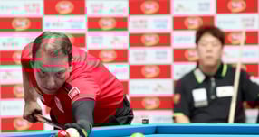 다니엘 산체스가 강동궁을 꺾고 시즌 두 번째, 통산 세 번째 우승 트로피를 들어올렸다. 사진은 7일 경기 고양 킨텍스 PBA스타디움에서 열린 2025-26시즌 8차 투어 하림 PBA-LPBA 챔피언십 PBA결승에 나선 산체스. /사진=프로당구협회(PBA) 제공  