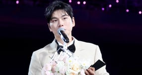 이이경, '유재석 저격' 수상소감 논란에… "그럴 이유 없다" 즉각 해명