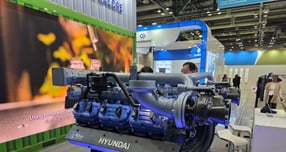 지난 4일 일산 킨텍스 &#039;월드 수소 엑스포 2025&#039; HD현대인프라코어 부스에 전시된 &#039;HX22 수소연료 엔진&#039;. /사진=김대영 기자