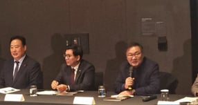 김태년 의원(더불어민주당·경기 성남시수정구)이 서울 여의도 글래드호텔에서 열린 국회철강포럼 정책세미나에서 발언하는 모습. /사진=김이재 기자