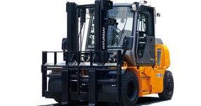 북미 전문지로부터 ‘올해의 제품상’을 수상한 HD현대사이트솔루션의 중형 전동지게차 신모델. /사진=HD현대사이트솔루션