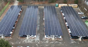 경기도 북부청사 주차장 지붕에 설치한 태양광 발전시설. /사진제공=경기도