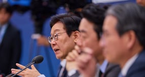 이재명 대통령이 지난 12일 세종시 정부세종컨벤션센터에서 열린 국토교통부 업무보고에서 발언하고 있다. /사진=뉴스