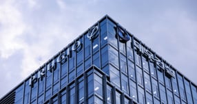 공사현장 붕괴사고로 영업정지 처분을 받은 대우건설이 행정소송을 진행할 방침이다. 사진은 대우건설 을지로 사옥. /사진 제공=대우건설