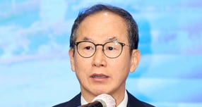 KB국민은행이 취약계층을 대상으로 채무조정 및 신용상담 서비스를 제공한다./사진=뉴시스 추상철 기자 