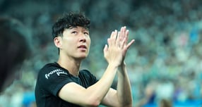 손흥민이 토트넘 홋스퍼를 떠난 이유를 직접 밝혔다. 사진은 지난 8월3일 서울 월드컵경기장에서 열린 뉴캐슬 유나이티드와의 경기를 마친 손흥민. /사진=뉴시스